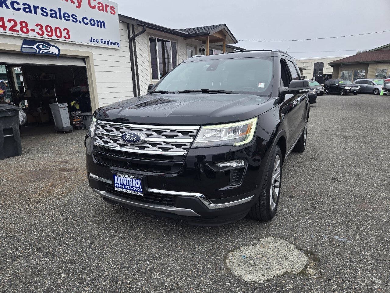 Used 2018 Ford Explorer Limited w/ Equipment Group 301A AWD/4WD image 3