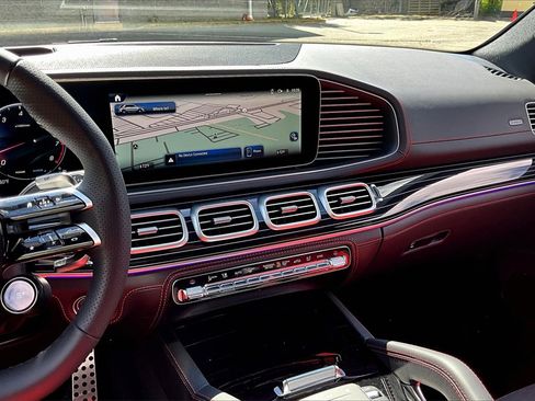 New 2025 Mercedes-Benz GLE 53 AMG 4MATIC image 7