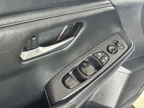 Used 2024 Nissan Sentra SV w/ All-Weather Package image 18