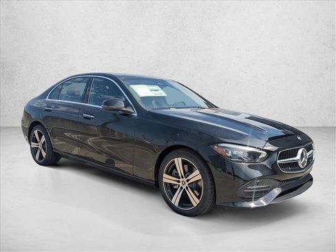 Used 2025 Mercedes-Benz C 300 Sedan image 3