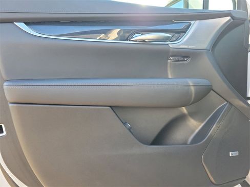 Certified 2024 Cadillac XT5 Premium Luxury w/ Technology Package image 18