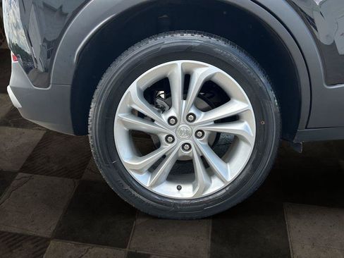 Certified 2021 Buick Encore GX Preferred w/ Cold Weather Comfort Package FWD image 12
