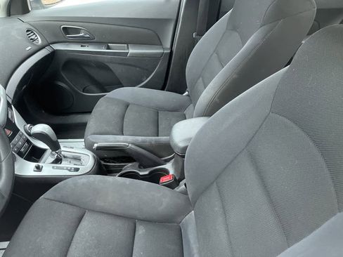 Used 2016 Chevrolet Cruze LT image 23