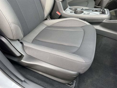 Certified 2025 Subaru Crosstrek 2.0i Premium image 11