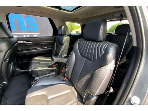 Used 2023 Hyundai Palisade Limited AWD/4WD image 28