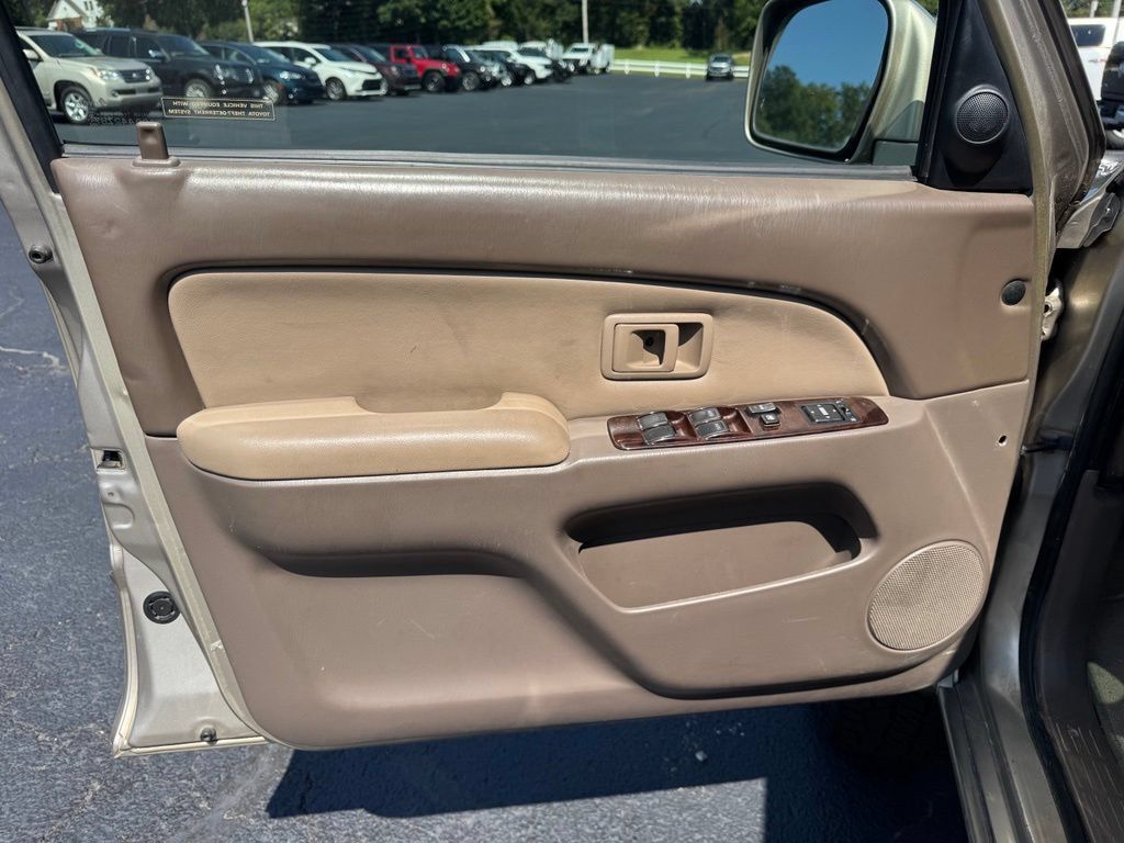 Used 2002 Toyota 4Runner Limited RWD image 10