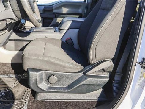 Used 2017 Ford F150 XL w/ Equipment Group 101A Mid image 11