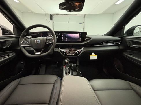 New 2026 Buick Envista Sport Touring w/ Convenience I Package image 2