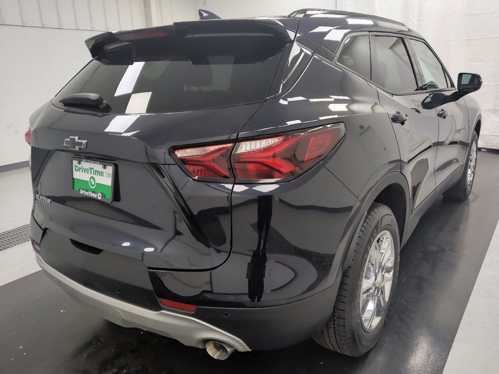 Used 2021 Chevrolet Blazer LT FWD image 9