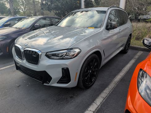 Used 2023 BMW X3 M40i w/ Premium Package image 3