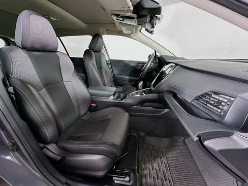 Used 2025 Subaru Outback Premium image 33