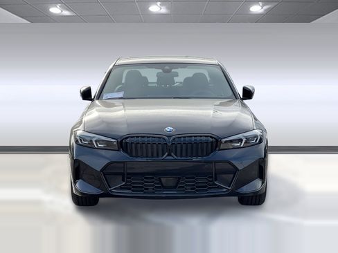 Used 2026 BMW 330i Sedan w/ M Sport Package RWD image 6