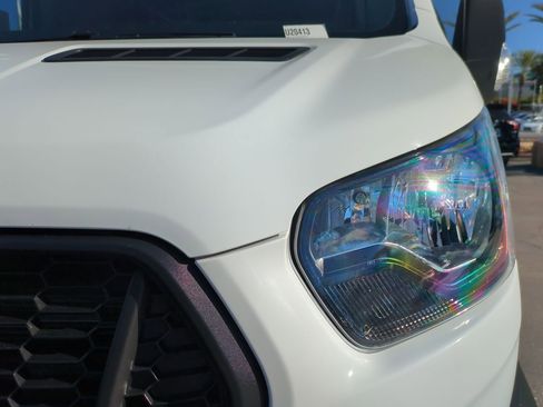 Used 2021 Ford Transit 250 Medium Roof image 10