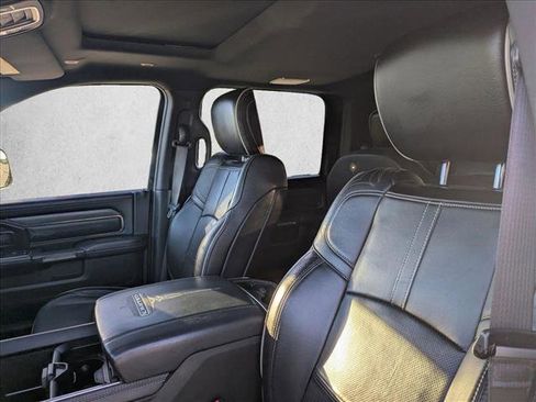 Used 2020 RAM 2500 Limited image 11