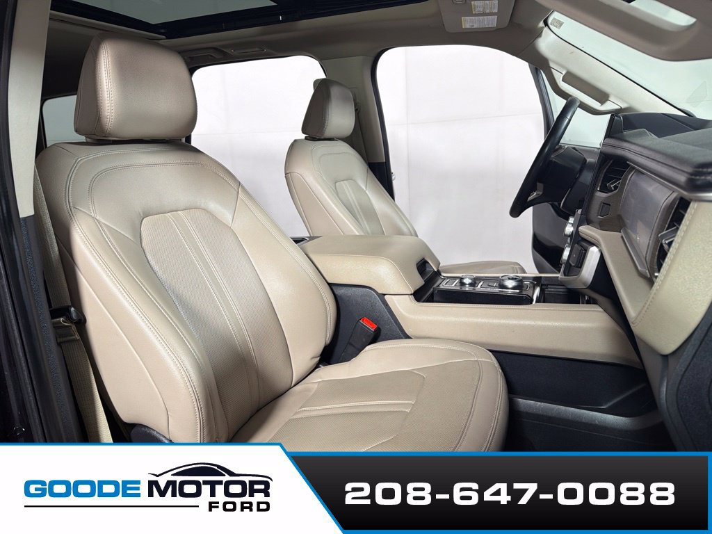 Used 2023 Ford Expedition Limited AWD/4WD image 23