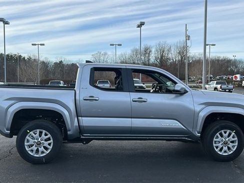 New 2026 Toyota Tacoma SR5 image 24