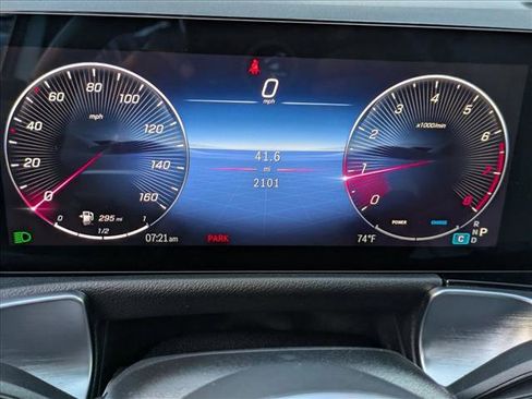 Used 2026 Mercedes-Benz GLB 250 image 11