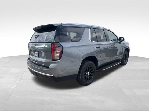Used 2022 Chevrolet Tahoe LT w/ Luxury Package image 4