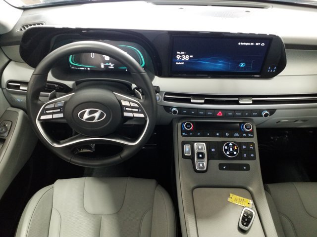 Used 2024 Hyundai Palisade SEL AWD/4WD image 3