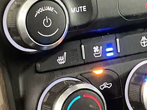 Used 2021 RAM 1500 Laramie image 19