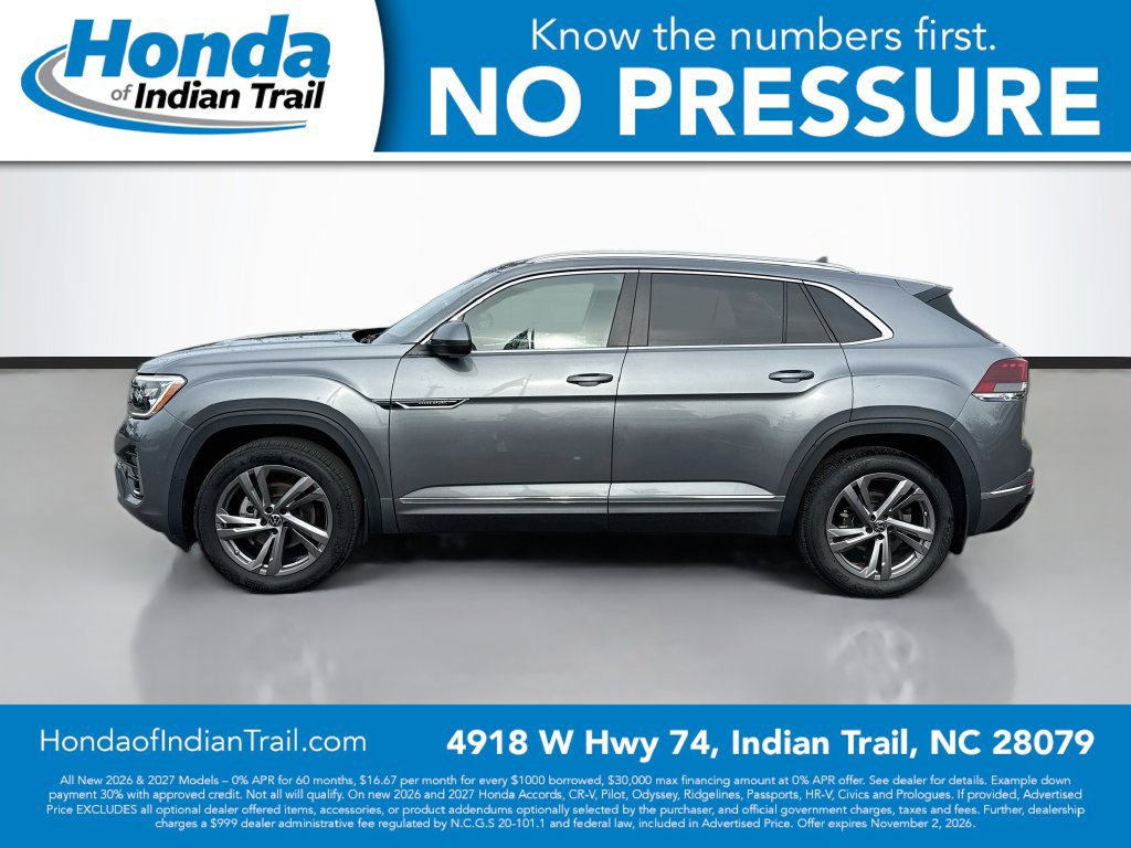 Used 2024 Volkswagen Atlas Cross Sport SEL R-Line AWD/4WD image 4