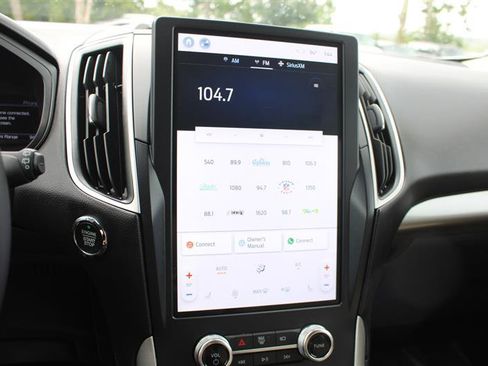 Used 2024 Ford Edge SEL w/ Class II Trailer Tow Package image 17