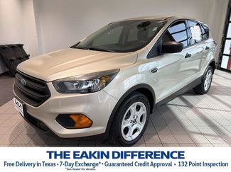 Used 2018 Ford Escape S video 1
