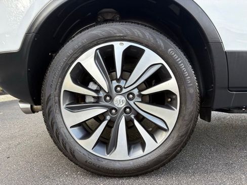 Certified 2022 Buick Encore Preferred w/ Safety Package image 15