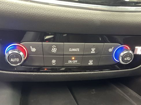 Certified 2023 Buick Enclave Essence w/ Experience Buick Package image 25