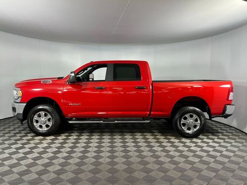 Used 2024 RAM 2500 Big Horn w/ Bed Utility Group image 10