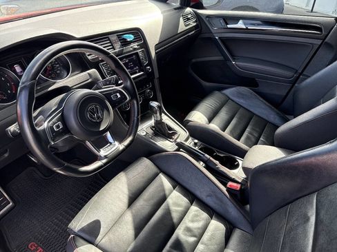 Used 2015 Volkswagen Golf 4-Door FWD image 33