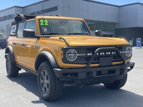 Used 2022 Ford Bronco Black Diamond AWD/4WD image 1