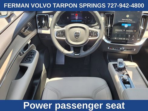 New 2026 Volvo XC90 B6 Plus w/ Protection Package Premier image 17