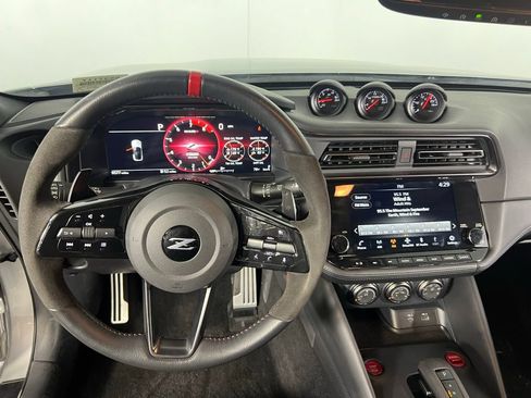 Used 2025 Nissan Z NISMO w/ Floor Mat Package RWD image 13