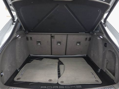 Used 2021 Porsche Macan GTS image 23