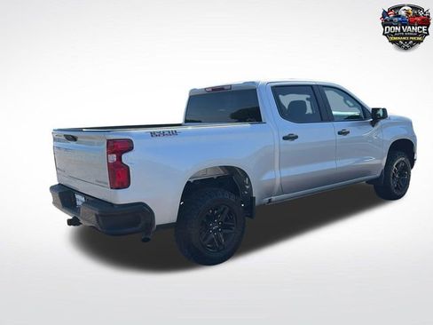 Used 2022 Chevrolet Silverado 1500 Custom Trail Boss AWD/4WD image 6