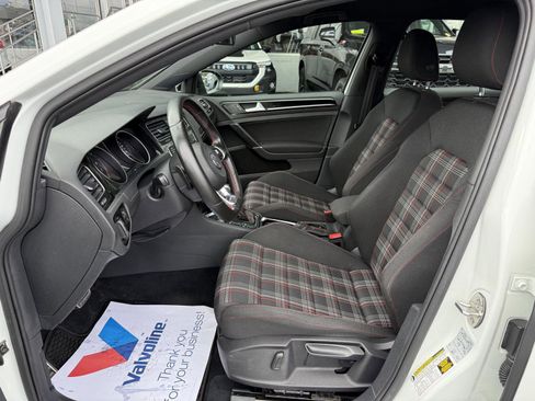 Used 2017 Volkswagen GTI Sport image 12