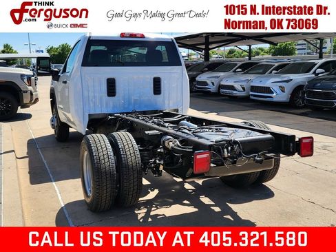 New 2026 GMC Sierra 3500 Pro AWD/4WD image 5