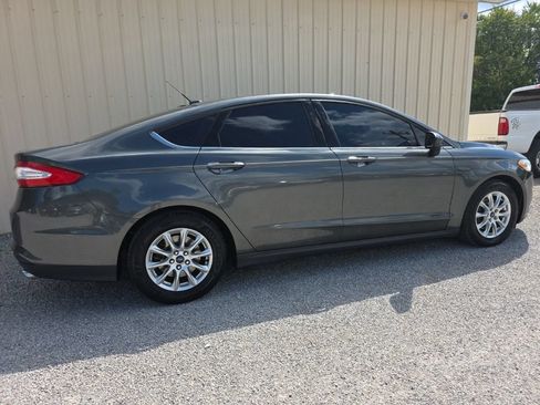Used 2016 Ford Fusion S FWD image 6