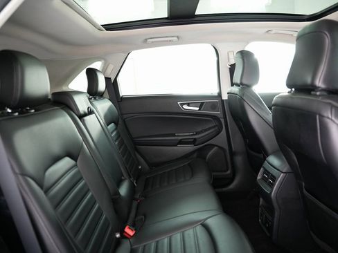 Used 2020 Ford Edge SEL w/ Convenience Package image 41