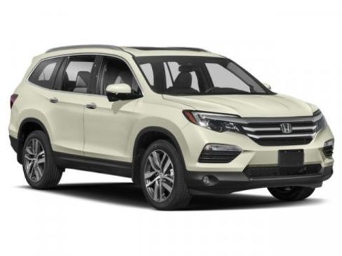Used 2018 Honda Pilot Touring image 6
