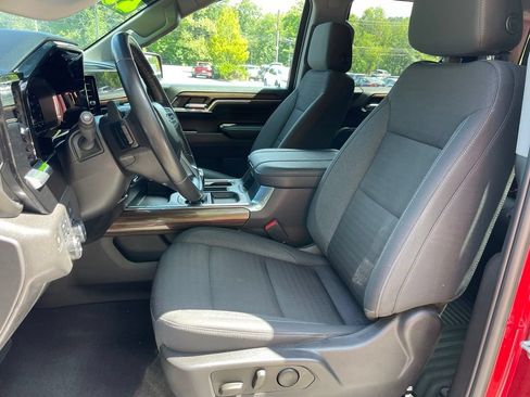 Used 2023 Chevrolet Silverado 1500 RST w/ Convenience Package II AWD/4WD image 8