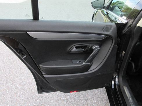 Used 2013 Volkswagen CC Lux image 16