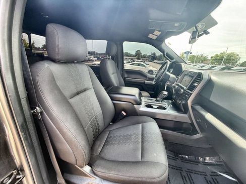 Used 2018 Ford F150 XLT w/ Equipment Group 302A Luxury AWD/4WD image 23