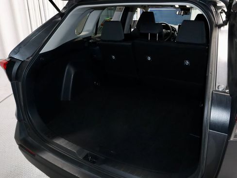 Used 2025 Toyota RAV4 XLE AWD/4WD image 13