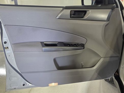 Used 2013 Subaru Forester 2.5X image 14