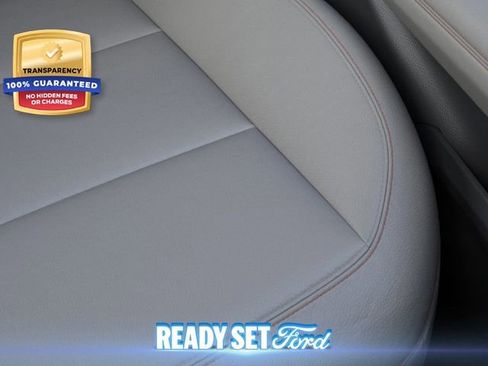 New 2025 Ford Explorer Active w/ Active Comfort Package image 16