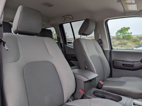 Used 2013 Nissan Xterra S AWD/4WD image 26