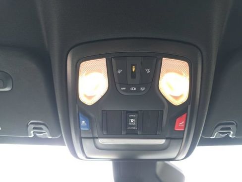 Used 2025 RAM 1500 Big Horn AWD/4WD image 29