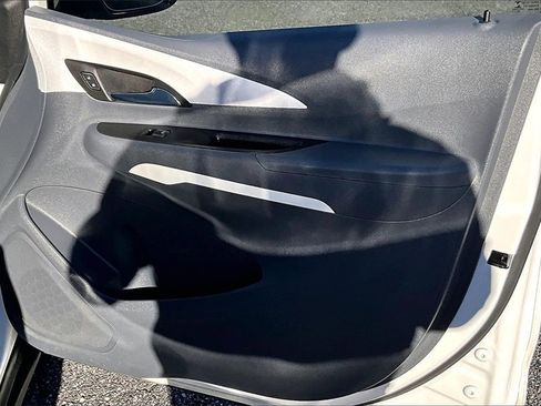 Certified 2020 Chevrolet Bolt LT image 23